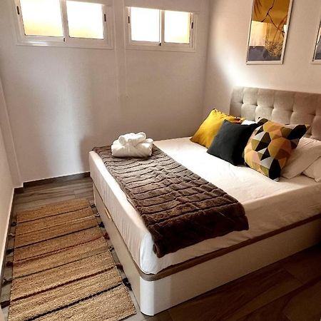 Bluebell L6 Apartman Armenime Kültér fotó